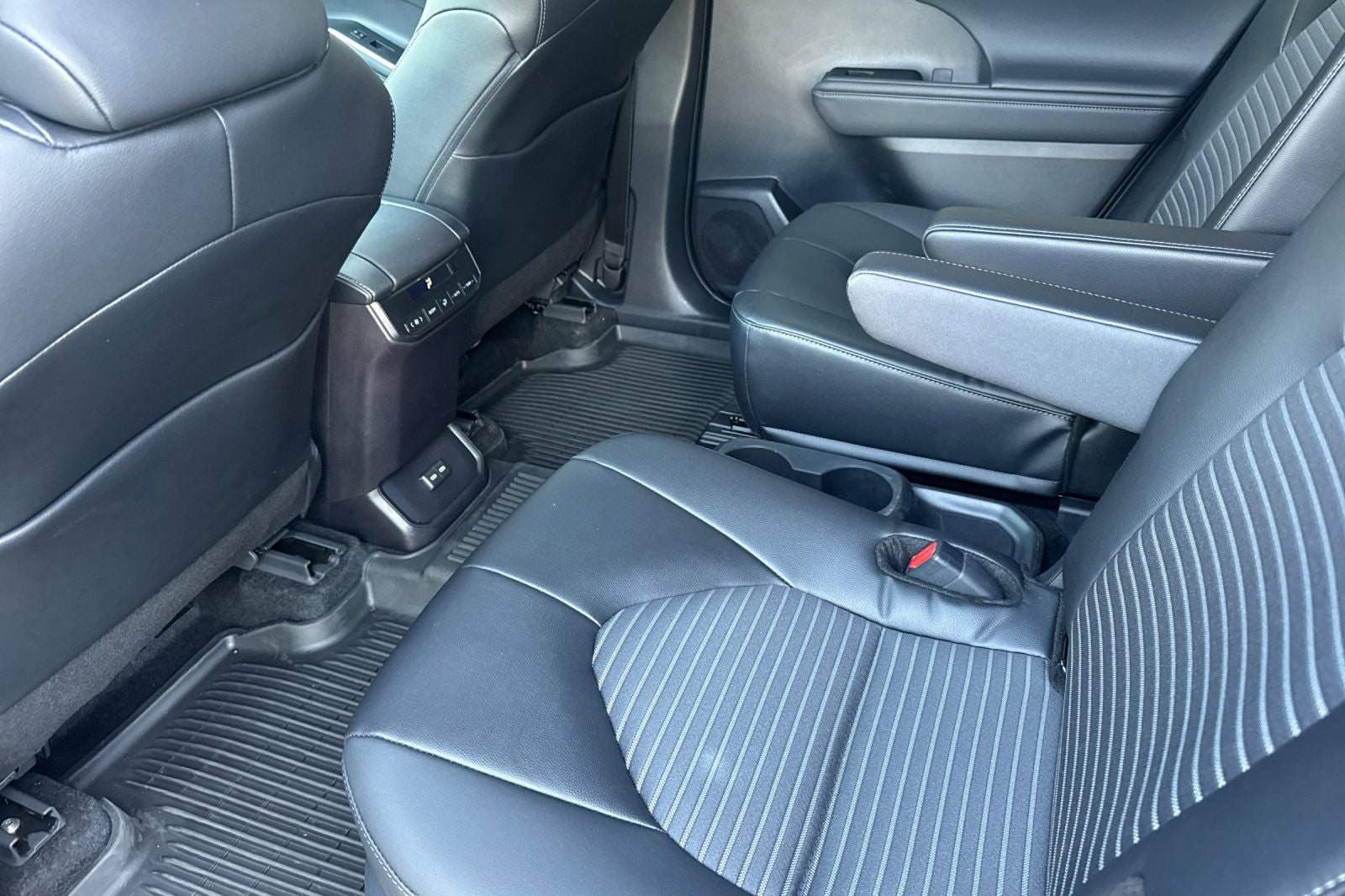 2026 Toyota Highlander XSE