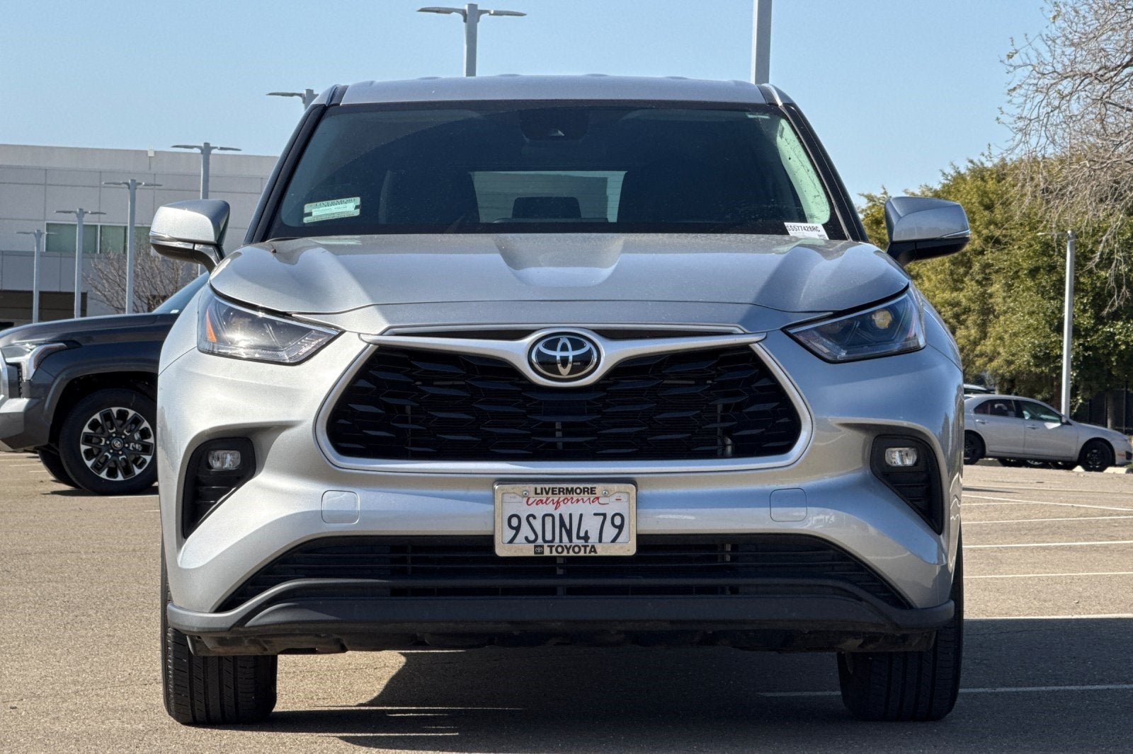 2025 Toyota Highlander LE