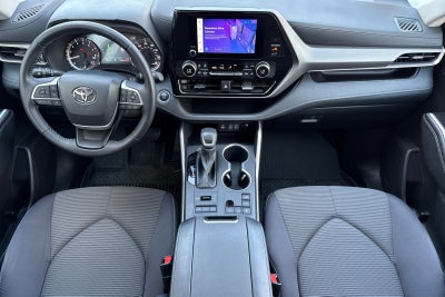 2025 Toyota Highlander LE