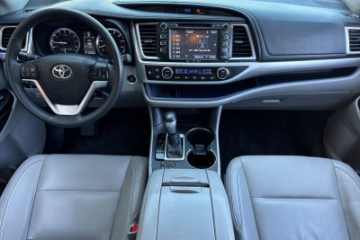 2016 Toyota Highlander XLE V6