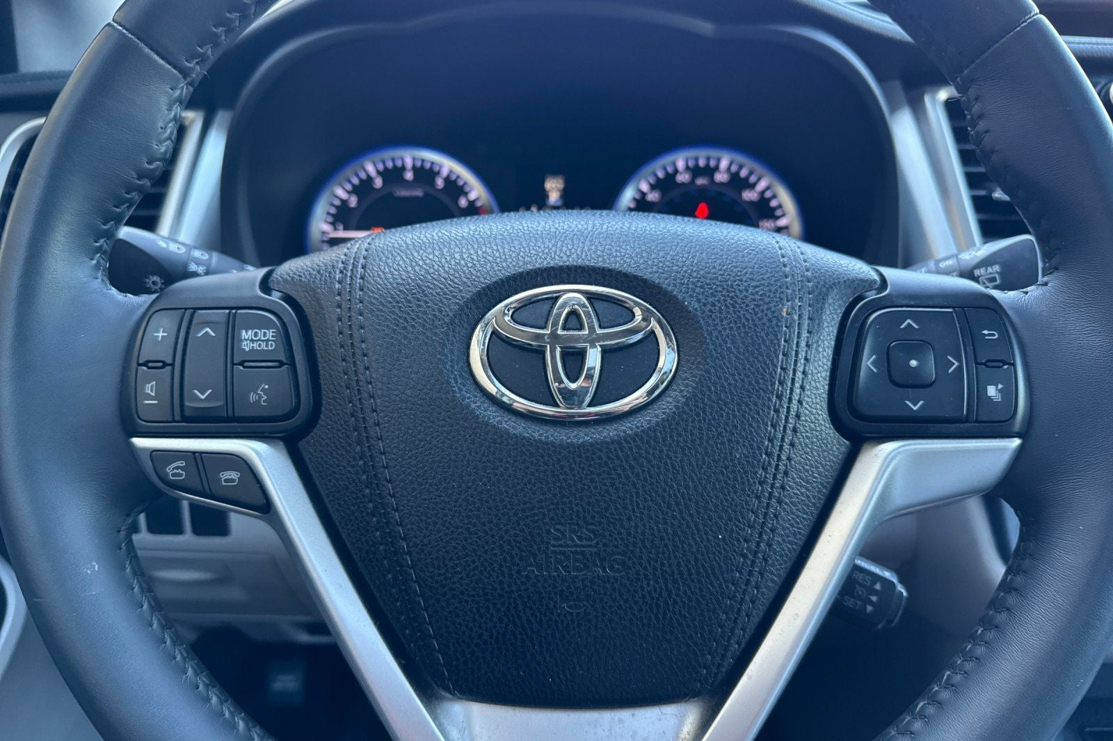 2016 Toyota Highlander XLE V6