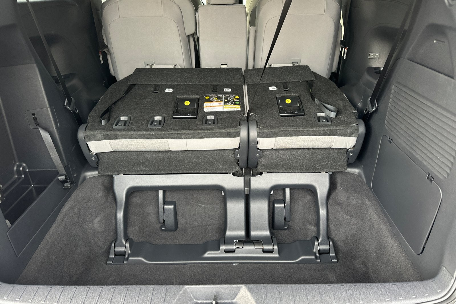 2026 Toyota Sienna LE 8 Passenger