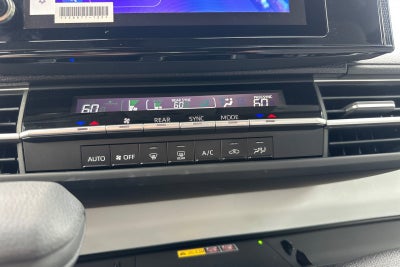 2026 Toyota Sienna LE 8 Passenger
