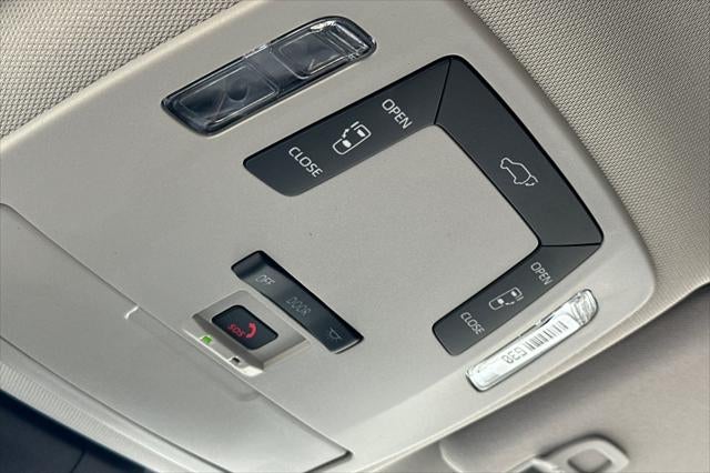 2026 Toyota Sienna LE 8 Passenger