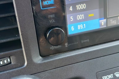 2016 Toyota Sienna XLE 8 Passenger