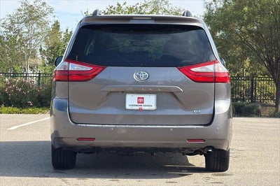 2016 Toyota Sienna XLE 8 Passenger