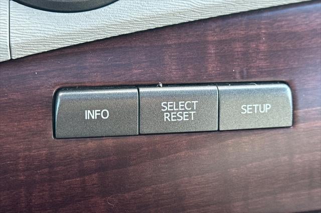 2013 Toyota Sienna XLE 8 Passenger