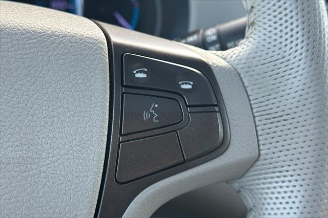 2013 Toyota Sienna XLE 8 Passenger