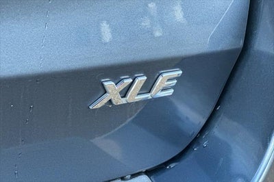 2013 Toyota Sienna XLE 8 Passenger