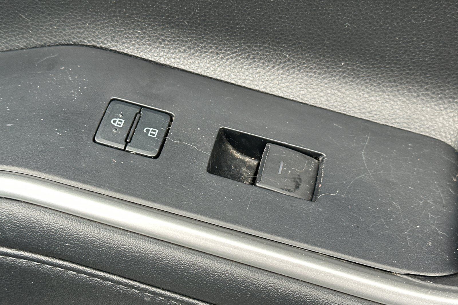 2021 Toyota Highlander Hybrid LE