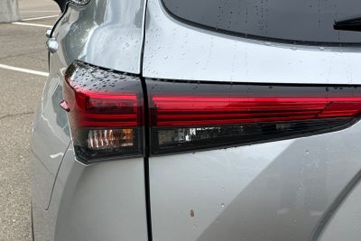 2021 Toyota Highlander Hybrid LE