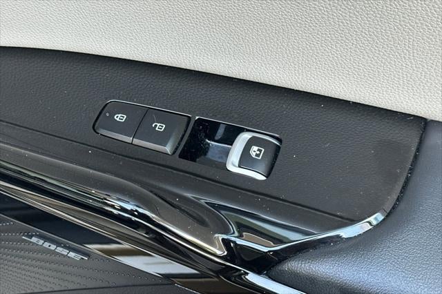 2022 Kia K5 EX