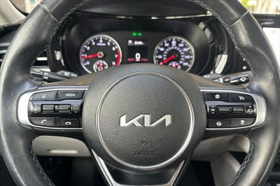 2022 Kia K5 EX