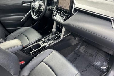 2025 Toyota Corolla Cross XLE