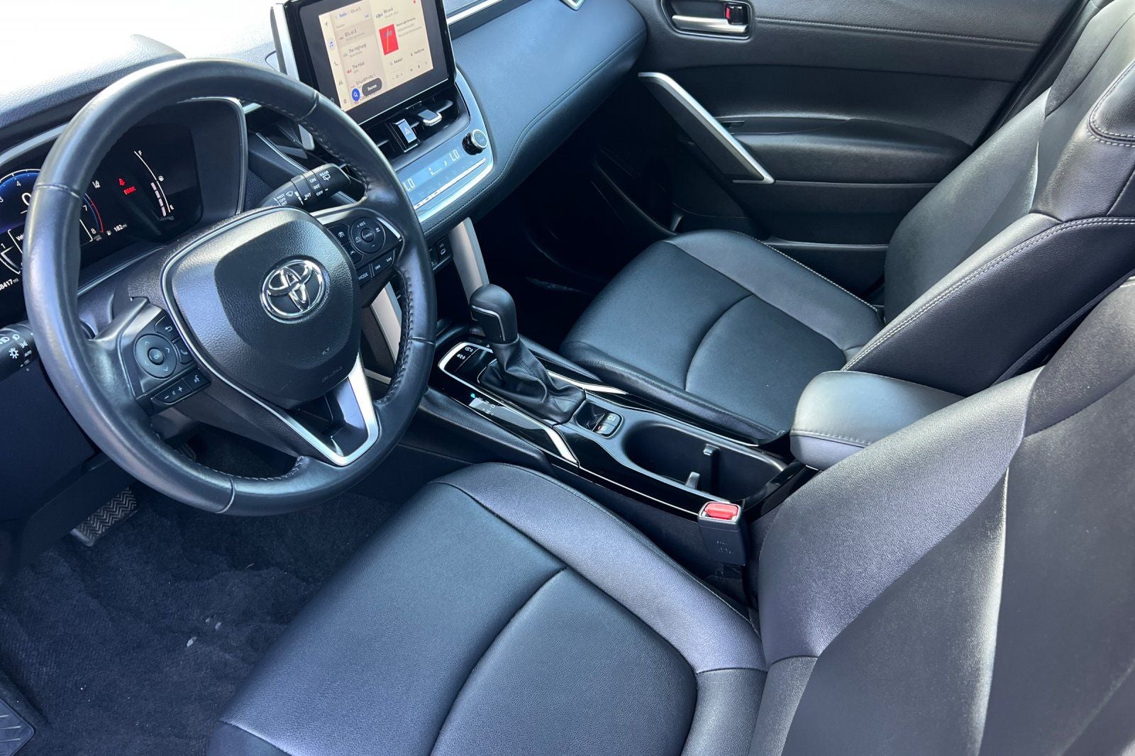 2025 Toyota Corolla Cross XLE