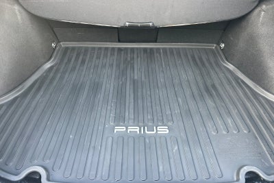 2022 Toyota Prius LE