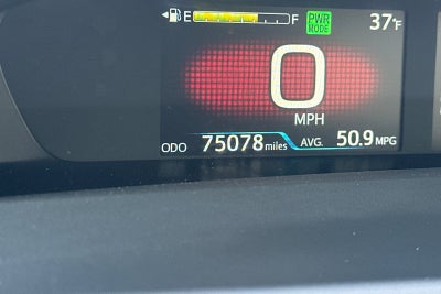 2022 Toyota Prius LE