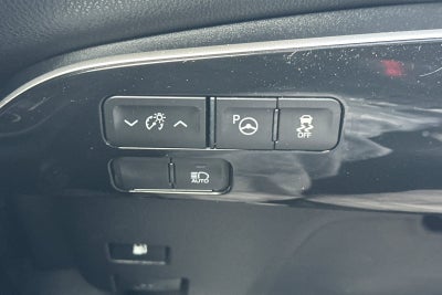 2022 Toyota Prius LE