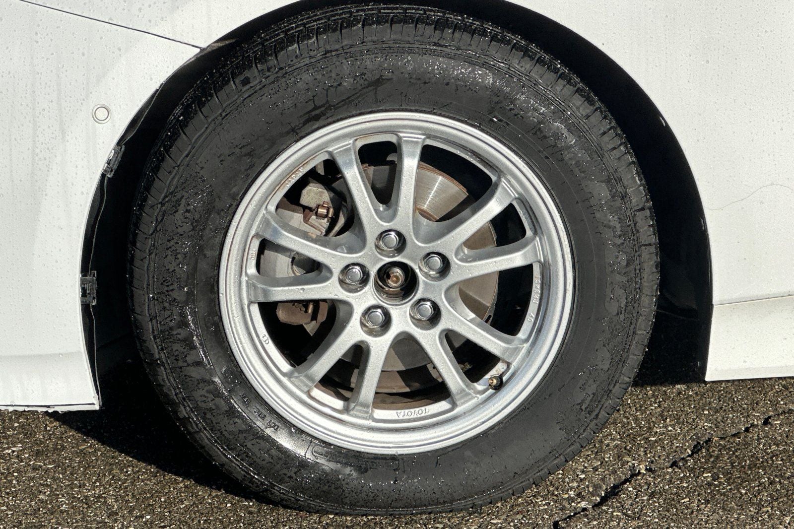 2022 Toyota Prius LE