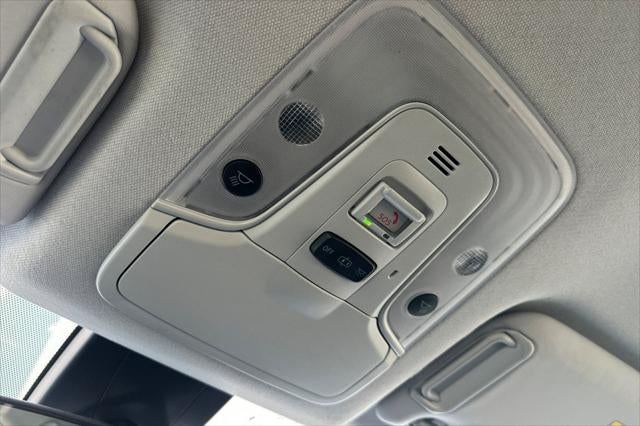 2022 Toyota Prius LE