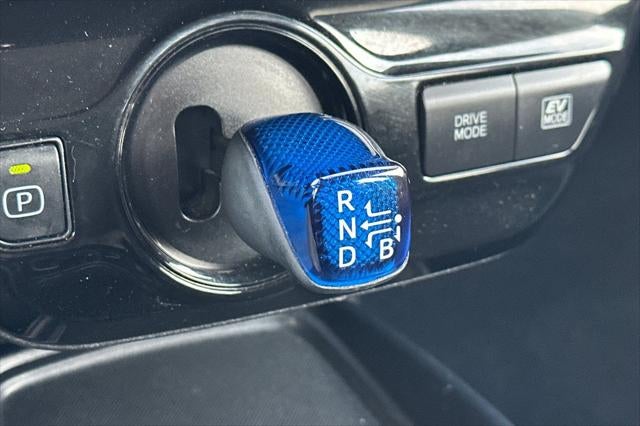 2022 Toyota Prius LE