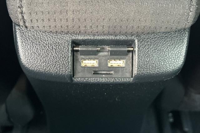 2022 Toyota Prius LE