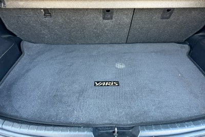 2013 Toyota Yaris LE