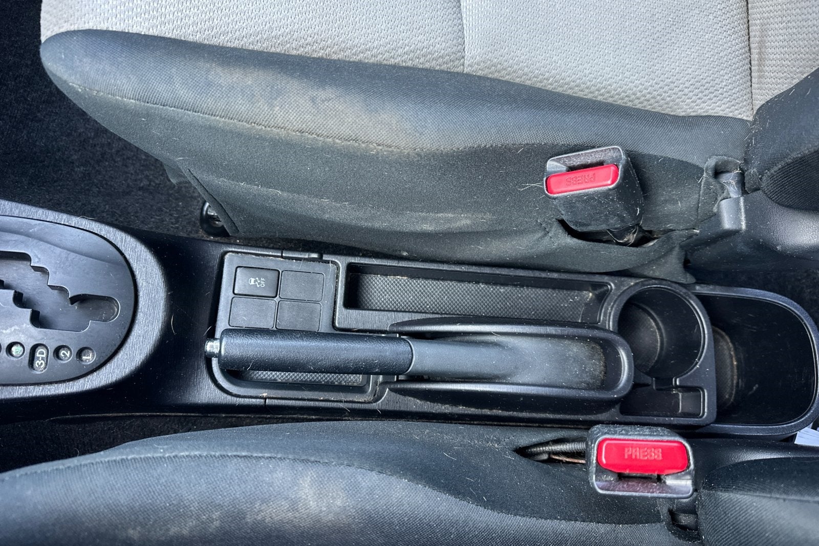 2013 Toyota Yaris LE