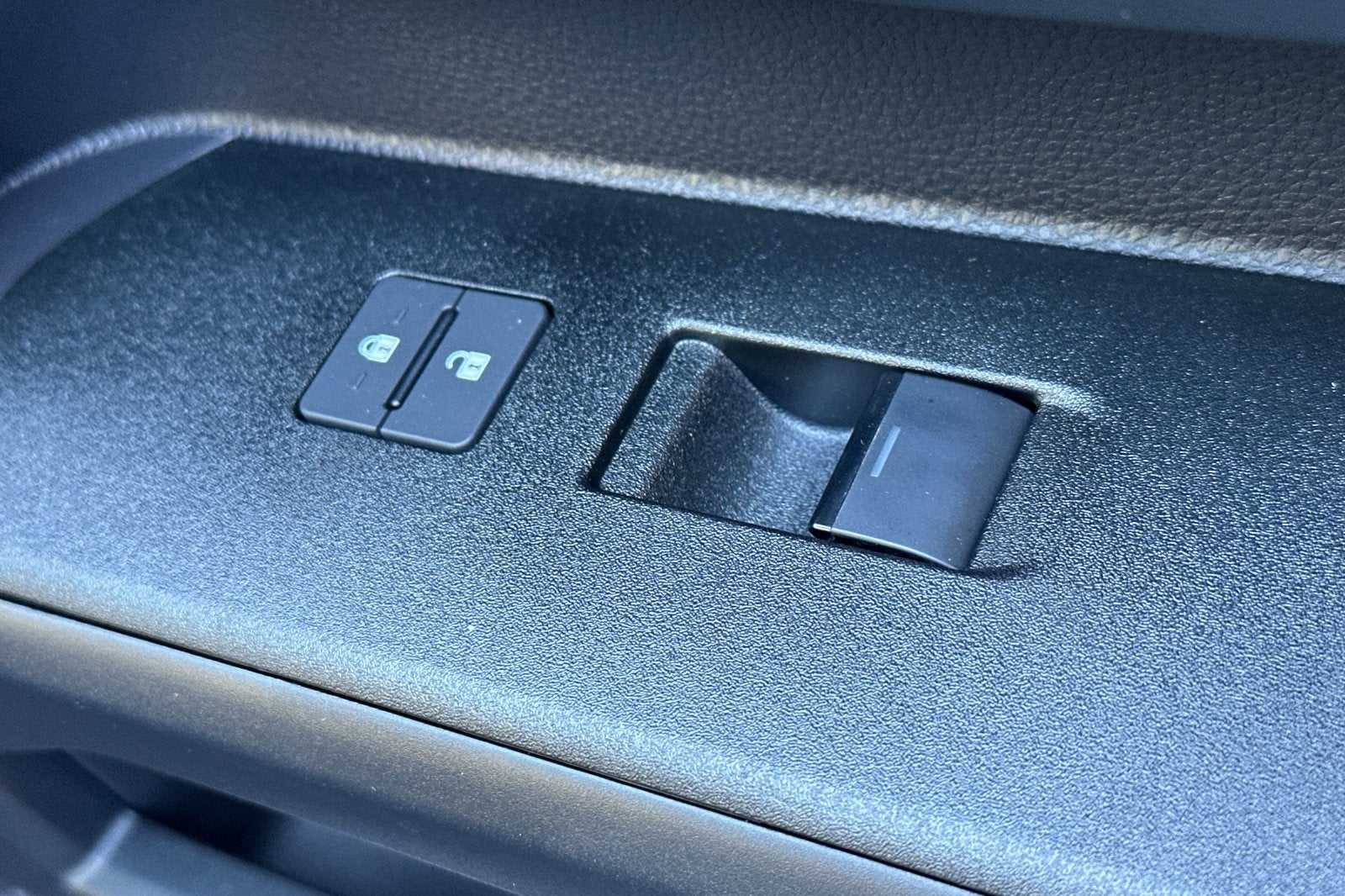 2025 Toyota 4Runner i-FORCE MAX Hybrid TRD Off Road