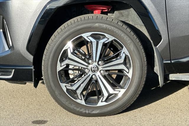 2025 Toyota RAV4 Plug-In Hybrid XSE
