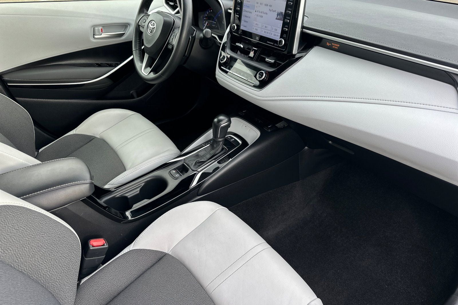 2022 Toyota Corolla Hatchback XSE