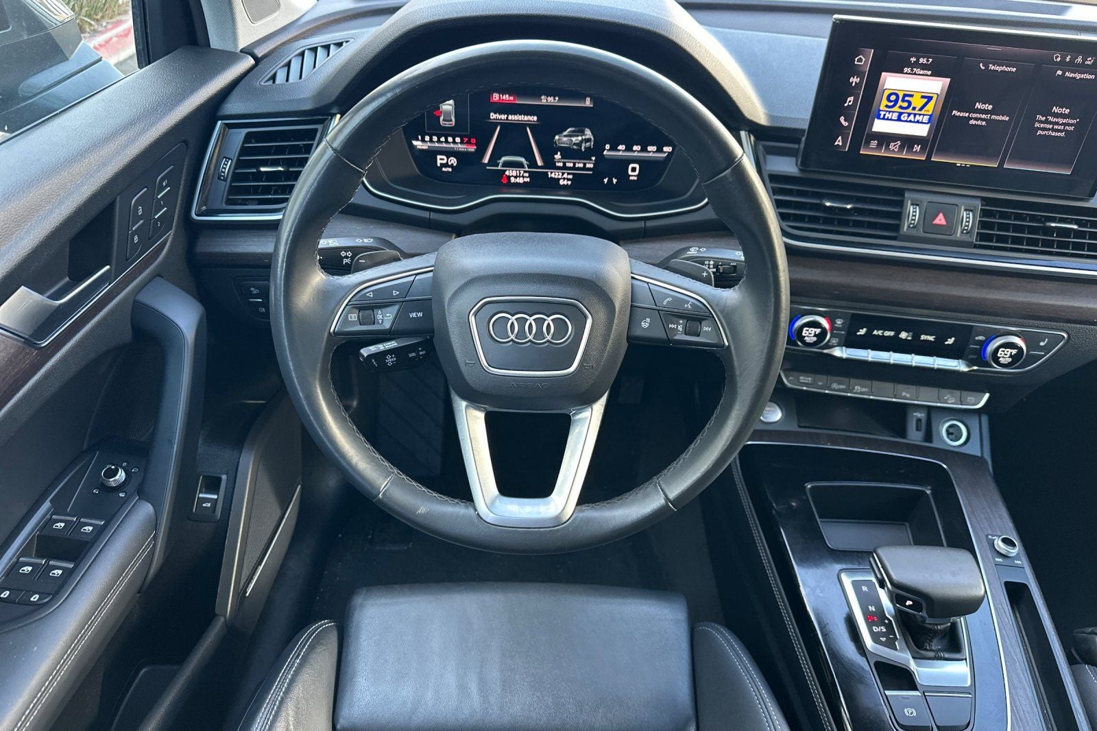2024 Audi Q5 45 S line Premium quattro