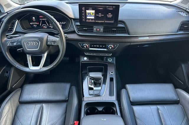 2024 Audi Q5 45 S line Premium quattro