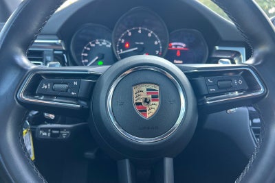 2024 Porsche Macan T