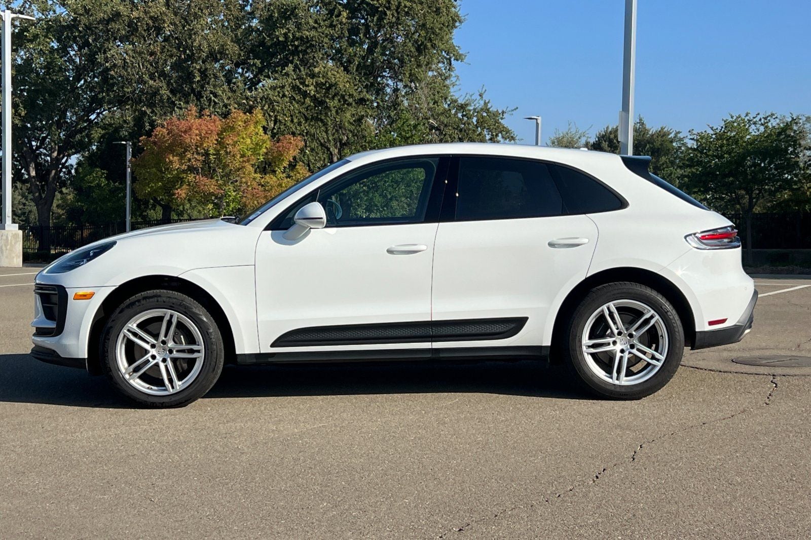 2024 Porsche Macan T