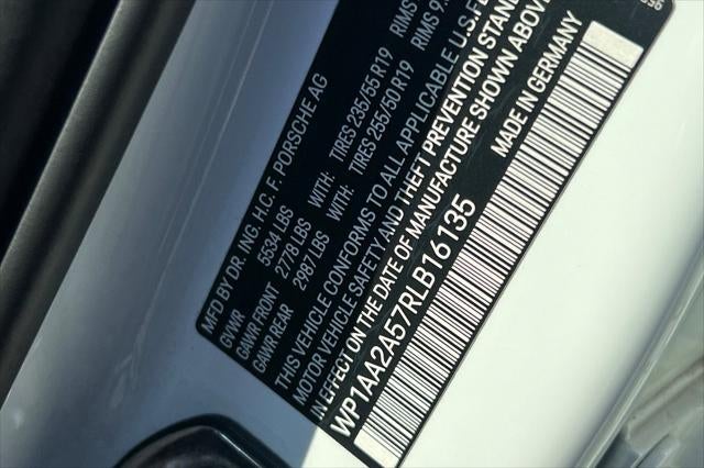 2024 Porsche Macan T