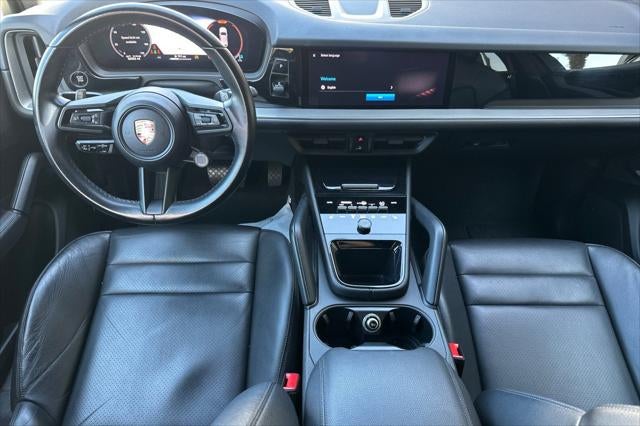 2024 Porsche Cayenne Base