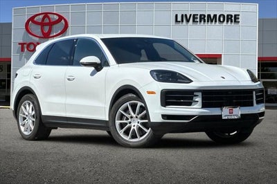 2024 Porsche Cayenne Base