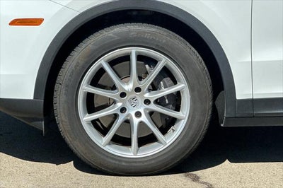 2024 Porsche Cayenne Base