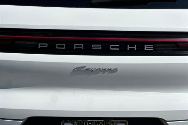 2024 Porsche Cayenne Base