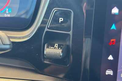 2025 Porsche Cayenne Base