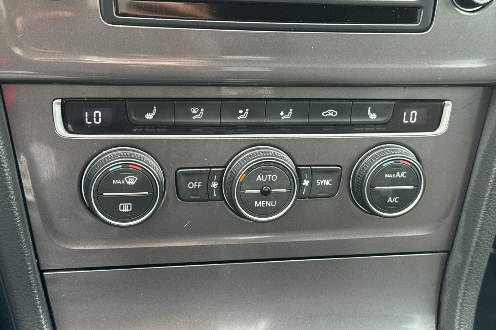 2016 Volkswagen e-Golf SE