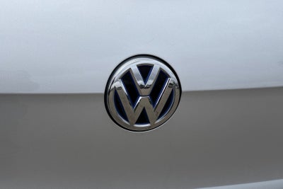 2016 Volkswagen e-Golf SE