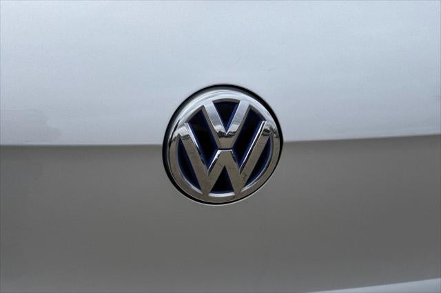 2016 Volkswagen e-Golf SE