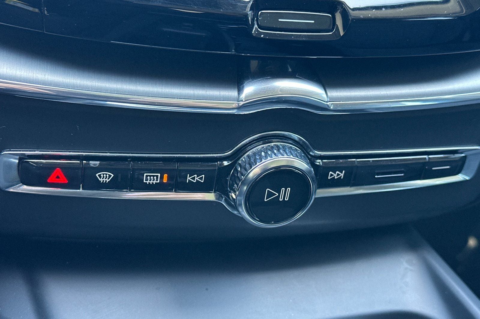 2023 Volvo XC60 B5 Core