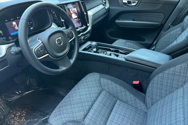 2023 Volvo XC60 B5 Core