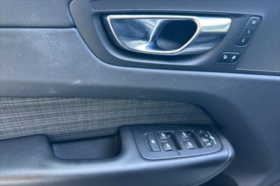 2023 Volvo XC60 B5 Core