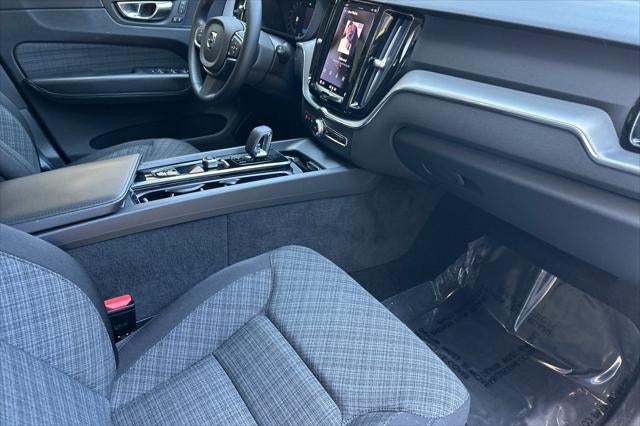 2023 Volvo XC60 B5 Core