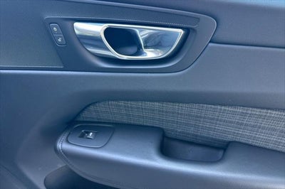 2023 Volvo XC60 B5 Core