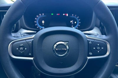 2023 Volvo XC60 B5 Core